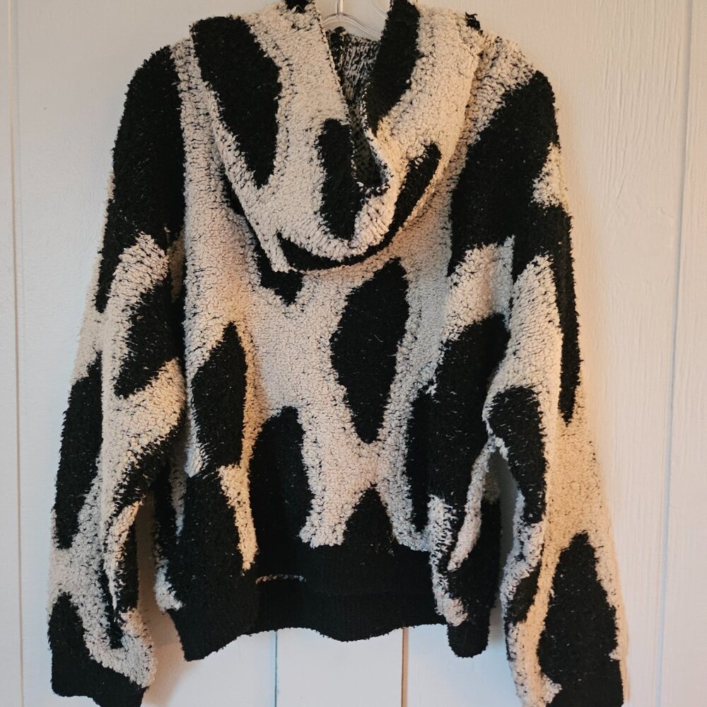 SANDY LIANG Pullover Hoodie - Picture 2 of 4